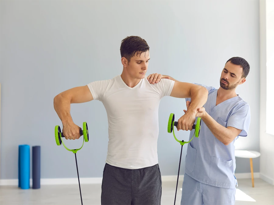 Healthcare provider conducting fast DOT physical in Gulfton with fitness test